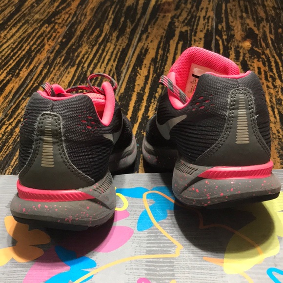 GIRLS NIKE ZOOM SHIELD PEGASUS 34 - Picture 5 of 7